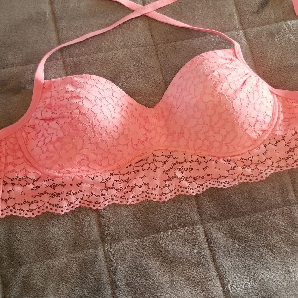 D/DD bikini Xhileration. Can also be worn under top as a fancy bra as well